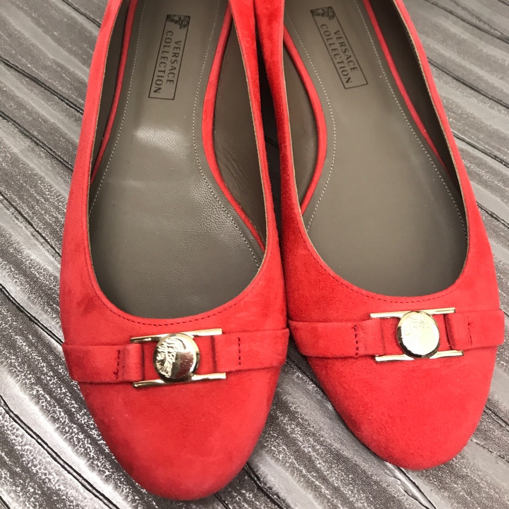 ✨Versace Suede Flats✨